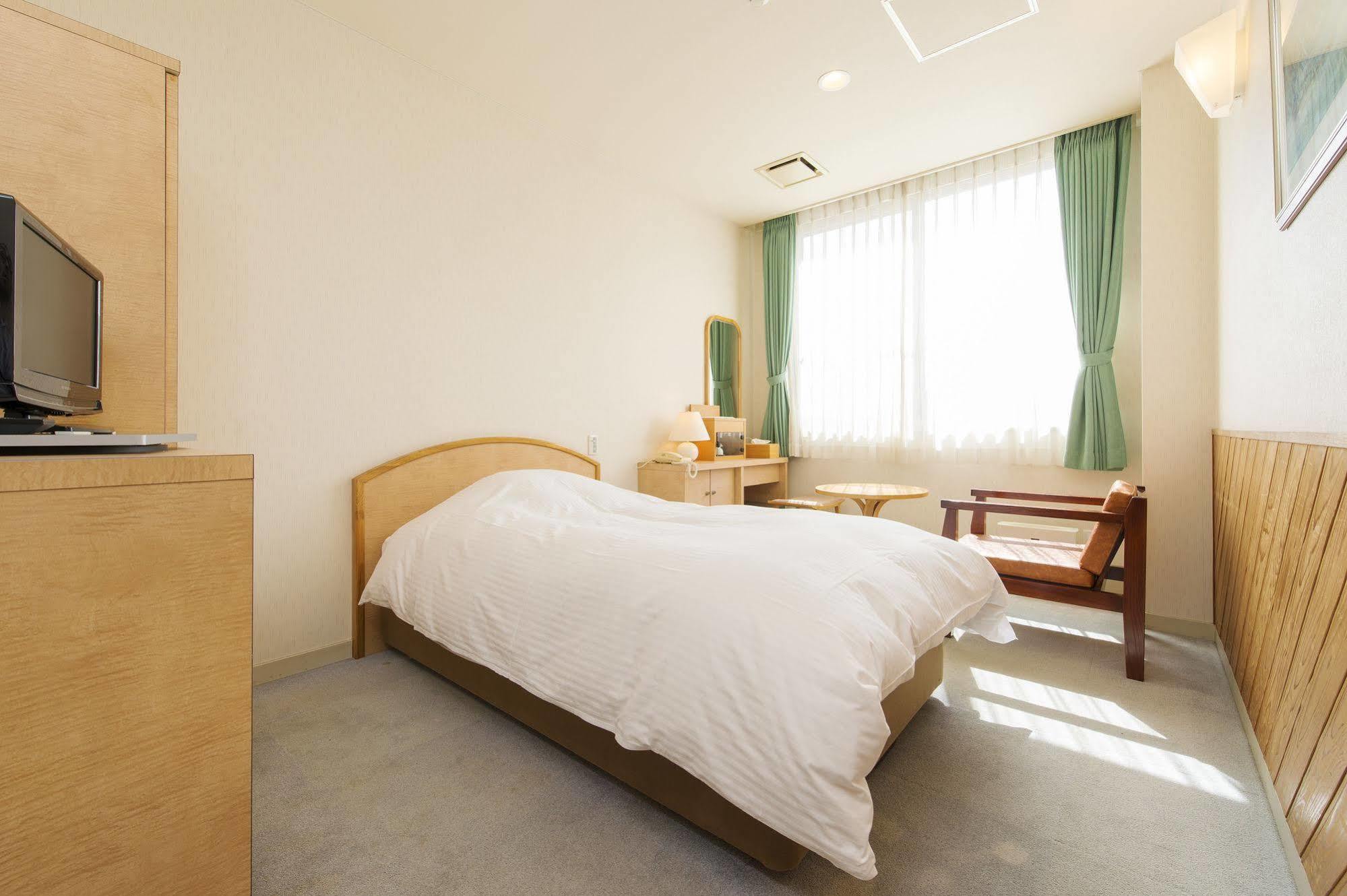 Hotel Такачихо Екстериор снимка